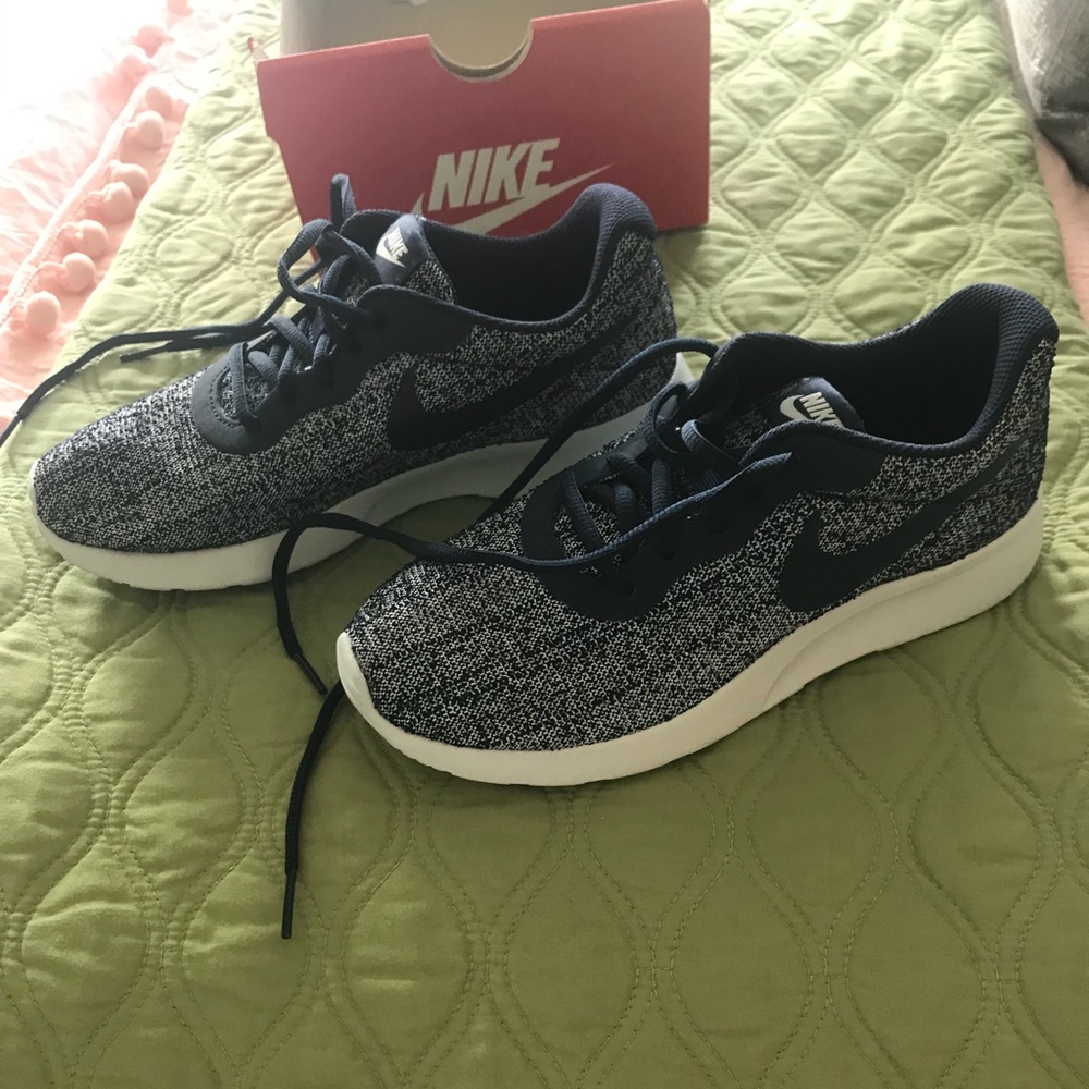 Nike shoes, women size 6
